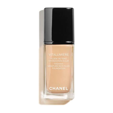 chanel vitalumiere compact foundation|chanel vitalumiere foundation 40 beige.